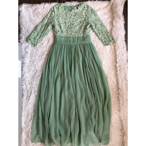 Dainty Jewells Dresses & Skirts - • Dainty Jeweela Exquisite English Manor Dress •